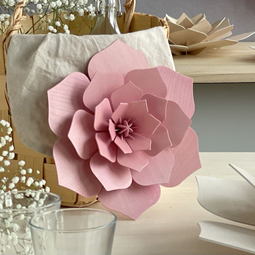 Sisustus kukka Lovi puinen koottava koriste, vaaleanpunainen, seinäkoriste, The Finland Shop