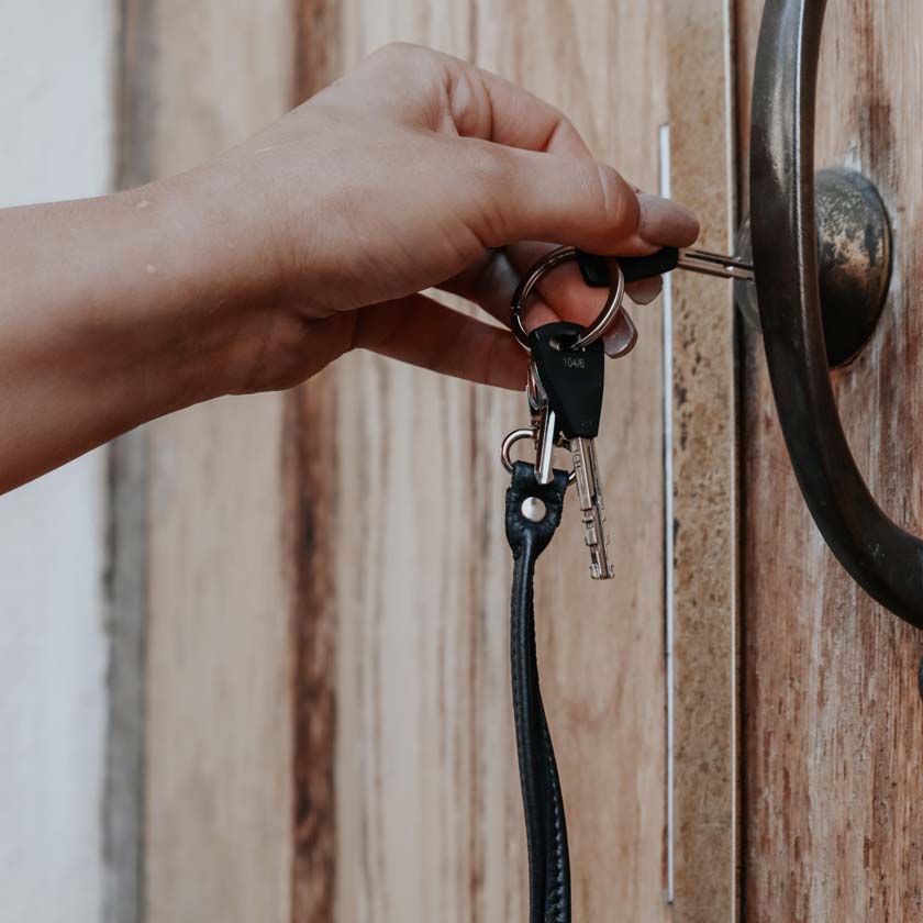 avainnauha nahkainen kotimainen turvallinen ruskea musta miiko design