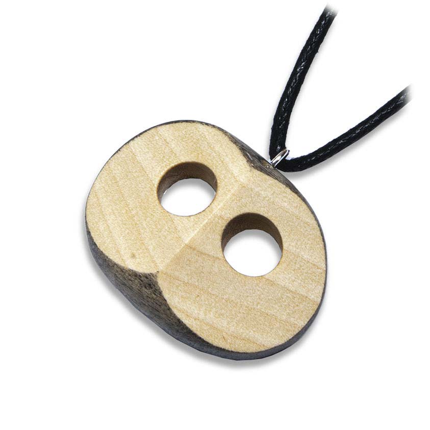 Pöllö riipus Lapinpöllö kaulakoru Kivalo design Rovaniemi puinen koru 